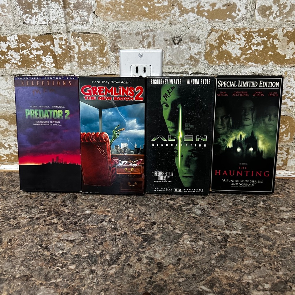 Predator 2 Gremlins 2 Alien Resurrection The Haunting VHS Horror 4pc Bundle